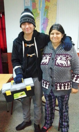 Entrega de apoyo didáctico a la especialidad de electricidad